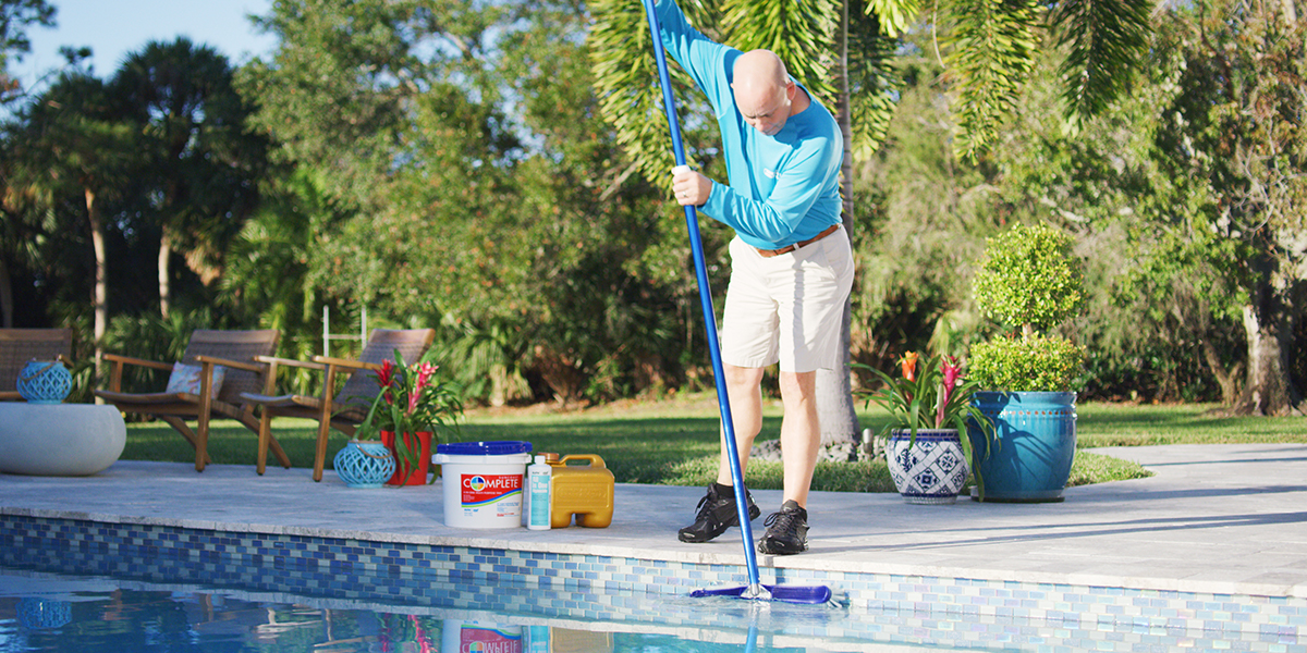 Swimming Pool Repair Service